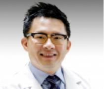 Dr.Poonsak Waikwamdee泰国康明国际医院 